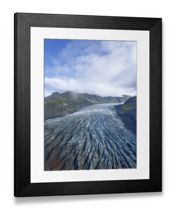 Framed Print : Aerial view of the glacier tongue of Svinafellsjoekull Glacier Framed Print : Aerial view of the glacier tongue of Svinafellsjoekull Glacier