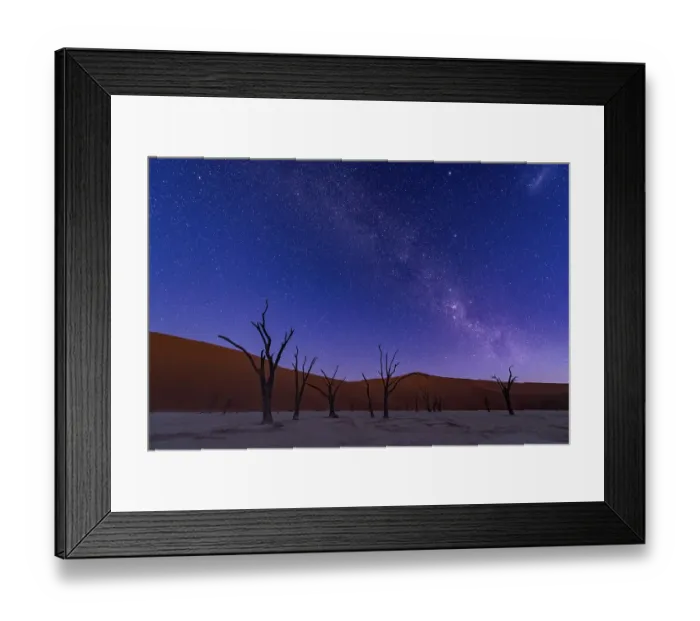 Framed Print : Starry sky with Milky Way over Deadvlei