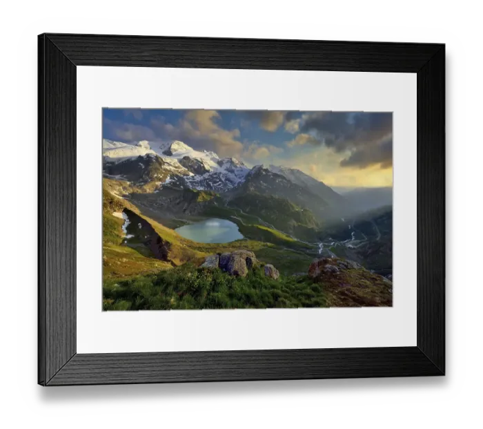 Framed Print : Evening mood at the Sustenpass with Steisee and Gadmental Framed Print : Evening mood at the Sustenpass with Steisee and Gadmental