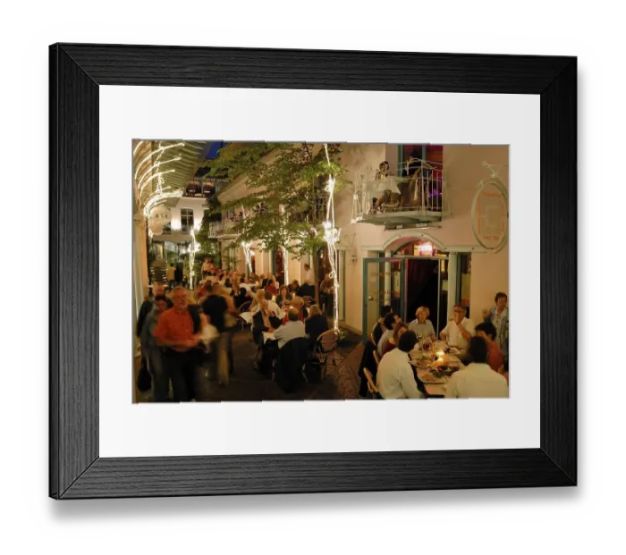 Framed Print : Rosenhoefe, Restaurant Kula Karma