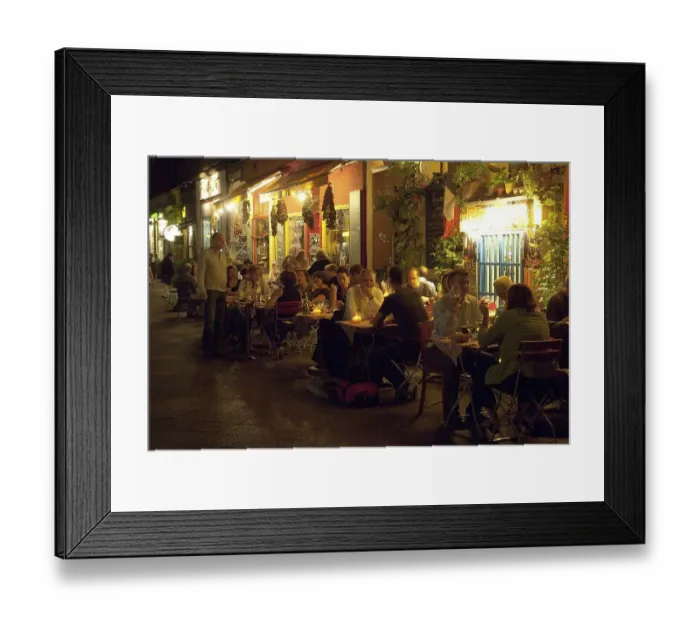Framed Print : Street cafes and pubs in Bergmannstrasse