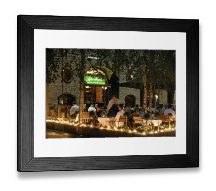 Framed Print : Lutter und Wegner, traditional restaurant in the Sony Center on Potsdamer Platz