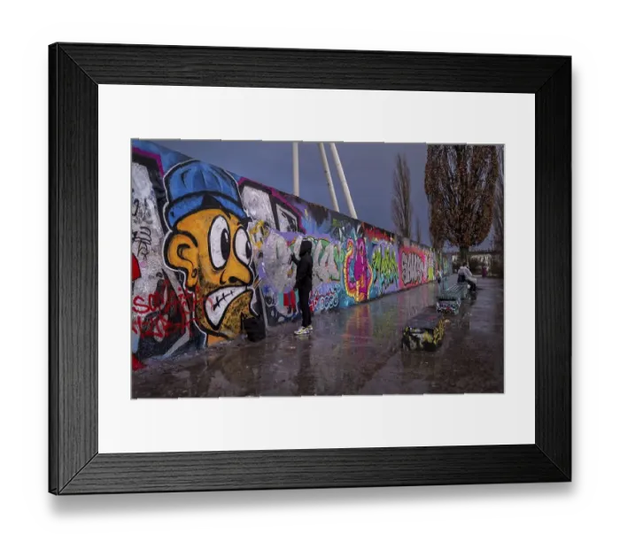 Framed Print : Germany, Berlin, 02. 01. 2022, Sunday afternoon in Mauerpark