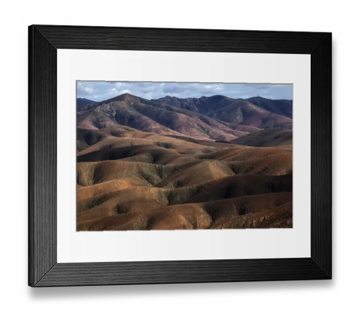 Framed Print : View from the Mirador de Astronomico Sicasumbre to the north on the barren mountains around Pajara Framed Print : View from the Mirador de Astronomico Sicasumbre to the north on the barren mountains around Pajara