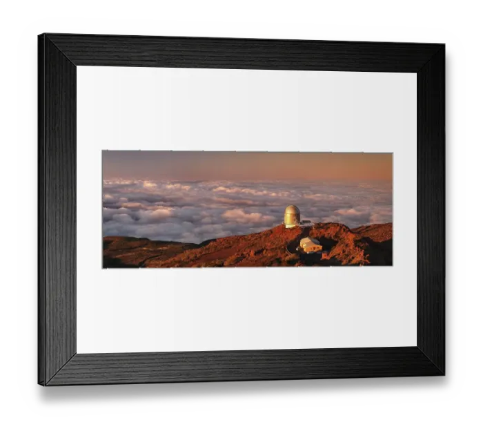Framed Print : Observatory on the Roque de los Muchachos with clouds at sunset