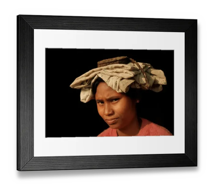 Framed Print : Portrait of a former Kamaiya woman Framed Print : Portrait of a former Kamaiya woman