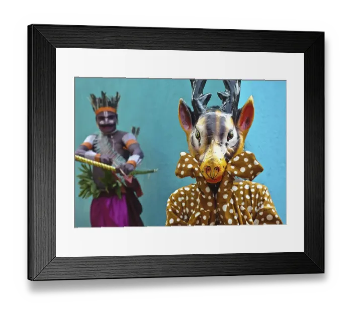 Framed Print : Kharsawan chhau dancers performing the Sabar dance