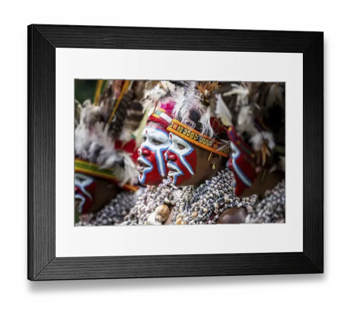 Framed Print : Women in the highlands at a Sing-Sing of the Melpa tribe