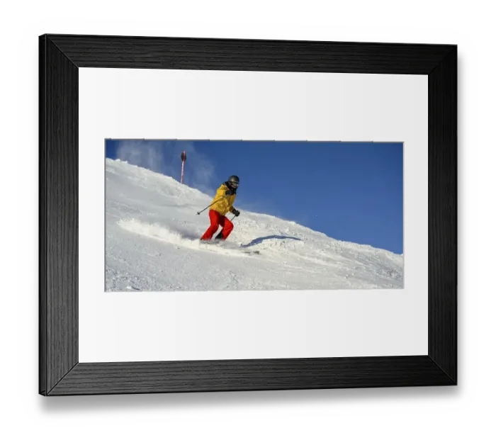 Framed Print : Skier, Hohe Salve ski run, SkiWelt Wilder Kaiser Brixenthal Framed Print : Skier, Hohe Salve ski run, SkiWelt Wilder Kaiser Brixenthal