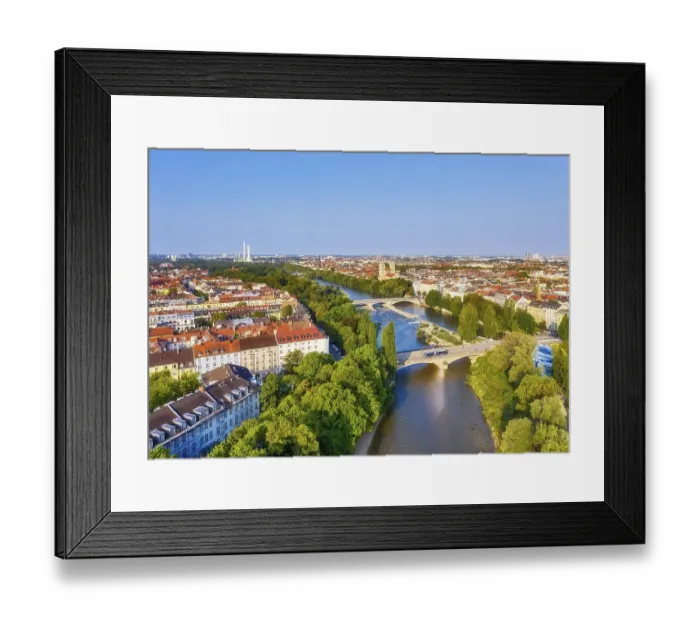 Framed Print : View of the city, Corneliusbruecke and Reichenbachbruecke over the Isar