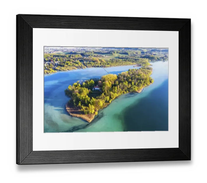 Framed Print : Woerth Island with Woerthschloessl Castle Framed Print : Woerth Island with Woerthschloessl Castle