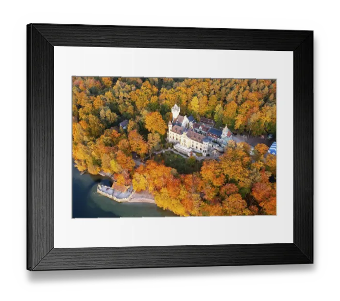 Framed Print : Seeburg Castle at Lake Starnberg in the evening light