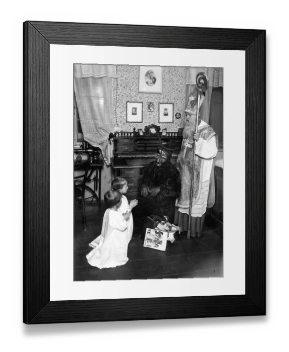 Framed Print : Nikolaus visits two children ca