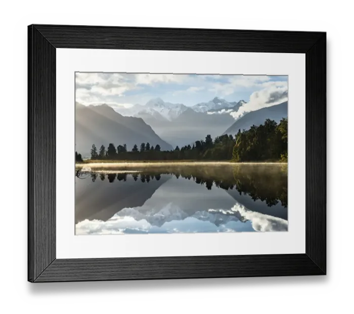 Framed Print : View of Mount Cook and Mount Tasman in morning light