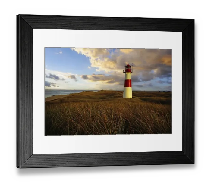 Framed Print : The lighthouse List Ost at the Ostellenbogen on the island of Sylt