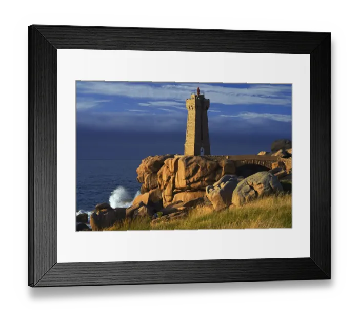 Framed Print : The Phare de Mean Ruz lighthouse