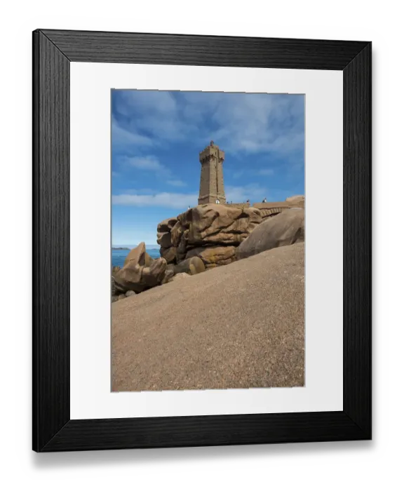 Framed Print : Lighthouse and granite rock, Phare de Ploumanac'h