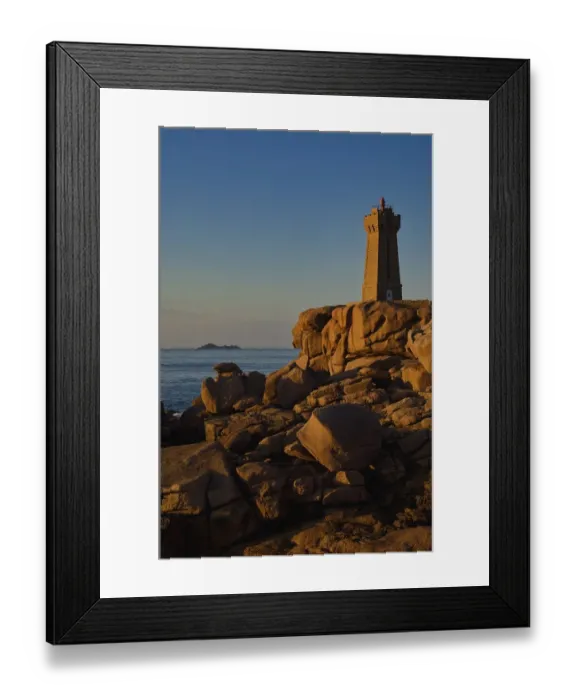 Framed Print : Phare de Ploumanac'h Lighthouse