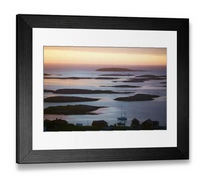 Framed Print : ISchaeren off the island of Lovund in Norway Framed Print : ISchaeren off the island of Lovund in Norway