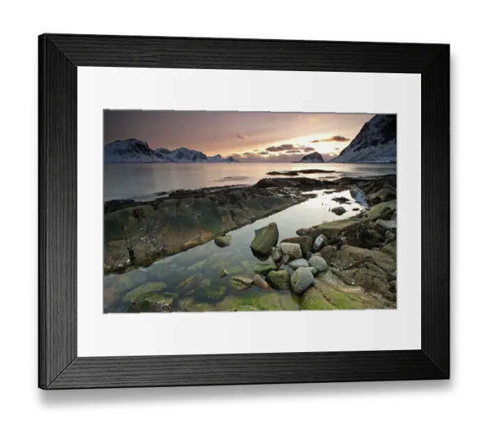 Framed Print : Vikbukta Bay at sunset, near Haukland Framed Print : Vikbukta Bay at sunset, near Haukland