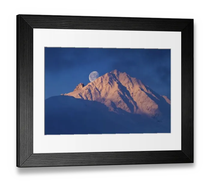 Framed Print : Moon at dawn with fog behind Rosskogel Mountain Framed Print : Moon at dawn with fog behind Rosskogel Mountain