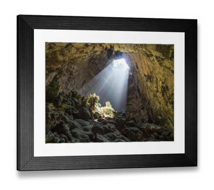 Framed Print : Light falling in the cave Grotte di Castellana