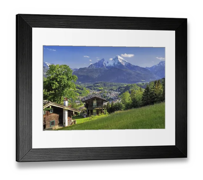 Framed Print : Mountain huts with a view of the village and the Watzmann 2713m in spring
