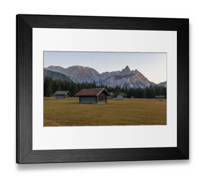 Framed Print : Meadow with Heustadln, behind Mieminger chain with Ehrwalder Sonnenspitze Framed Print : Meadow with Heustadln, behind Mieminger chain with Ehrwalder Sonnenspitze