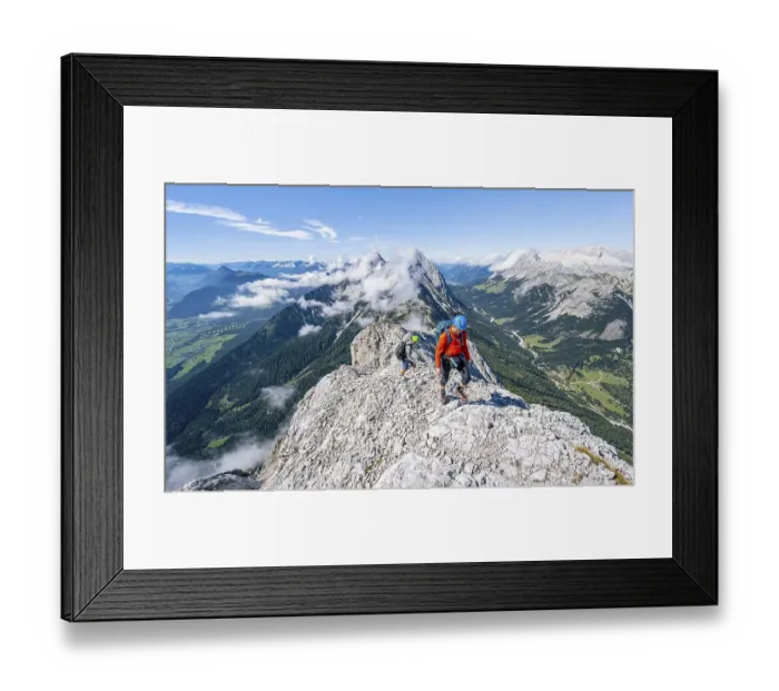 Framed Print : Two mountaineers on the ridge of Hohe Munde Framed Print : Two mountaineers on the ridge of Hohe Munde
