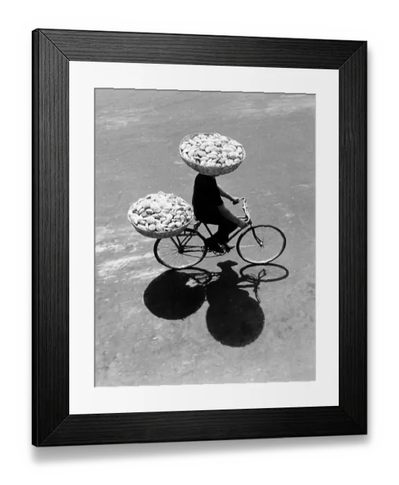 Framed Print : Cyclists transport buns, Mexico City