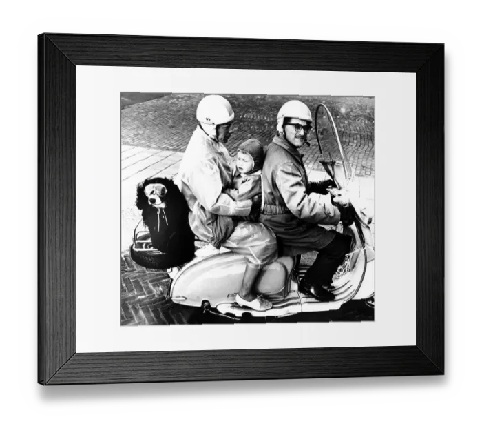 Framed Print : Family with dog on motorcycle, Mexico City Framed Print : Family with dog on motorcycle, Mexico City
