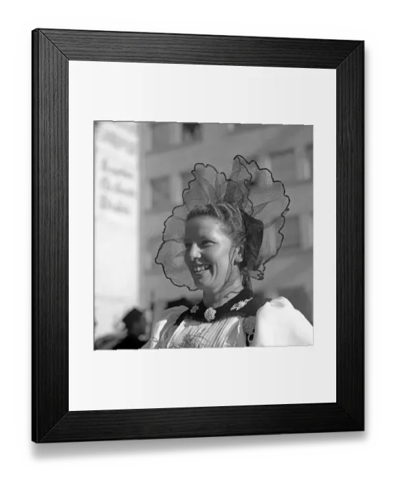 Framed Print : Woman in traditional traditional costume with hair ornaments