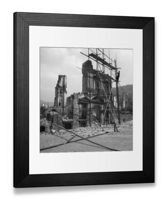 Framed Print : Ruin after the Second World War, ca Framed Print : Ruin after the Second World War, ca