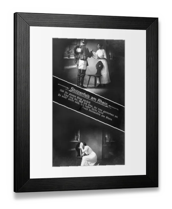 Framed Print : First World War, Comrade brings the ring to her lover and the news that her lover has fallen