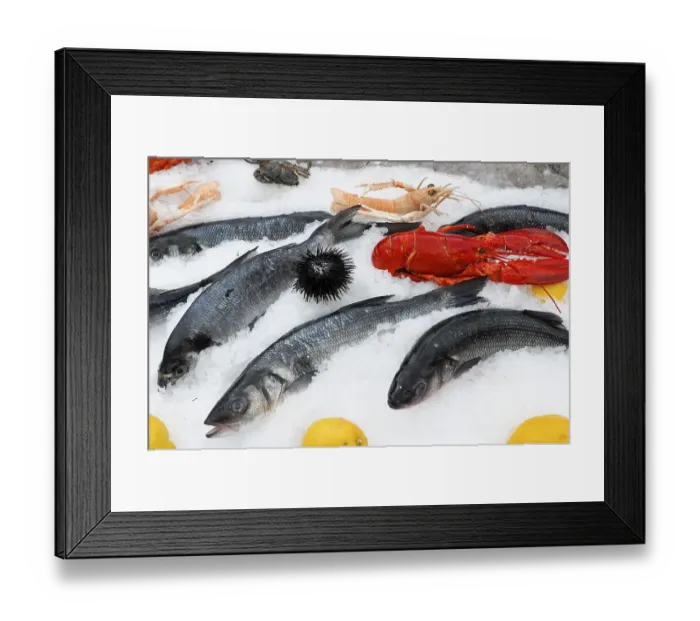 Framed Print : Seafood, restaurant in the old town of Nice