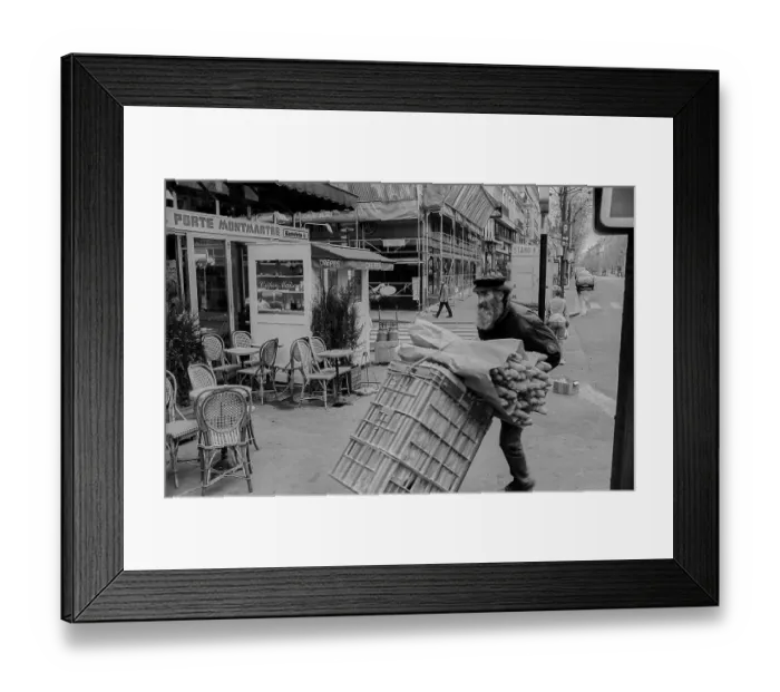 Framed Print : Baguettes, delivery, restaurant