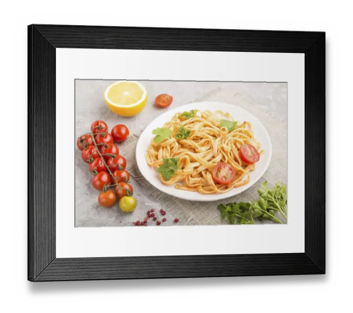 Framed Print : Semolina pasta with tomato pesto sauce