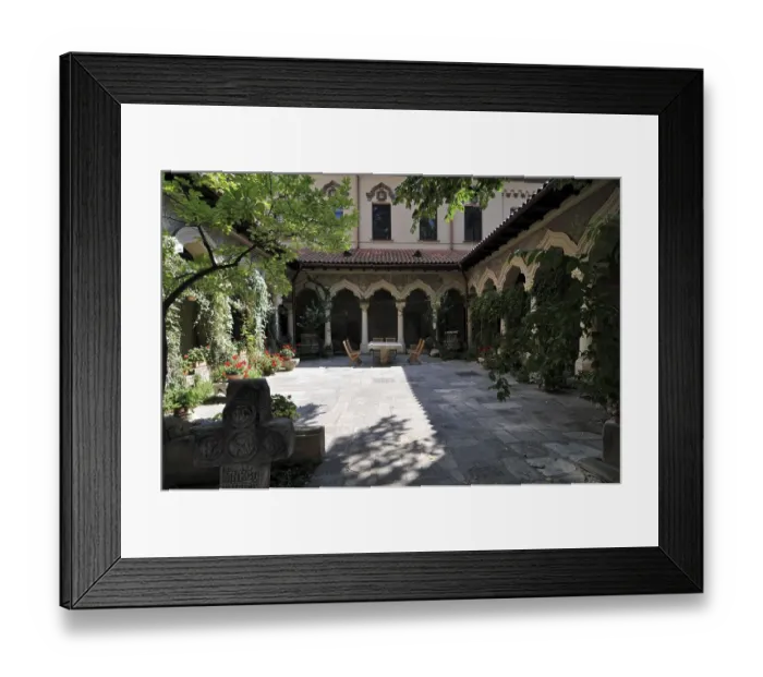 Framed Print : Courtyard, Stavropoleos Church