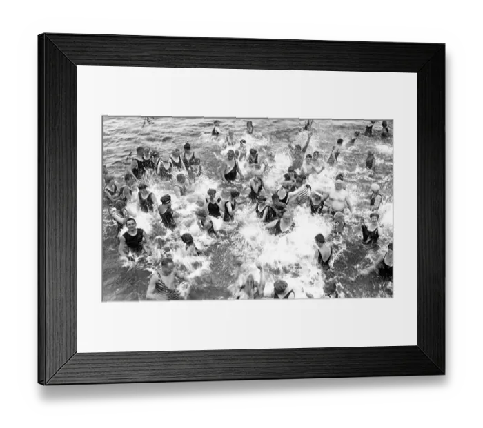 Framed Print : Group with bathers in the water