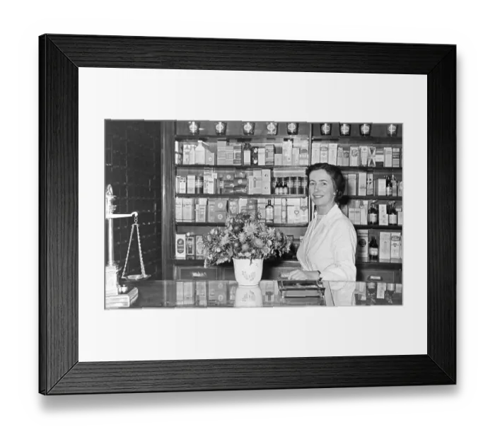 Framed Print : Medicine, health, pharmacist, ca Framed Print : Medicine, health, pharmacist, ca