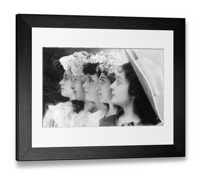 Framed Print : Five women, portrait from the side