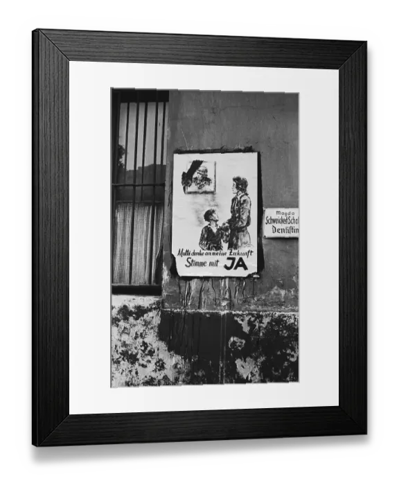 Framed Print : Poster for the referendum on the expropriation of war criminals on 30 June 1946