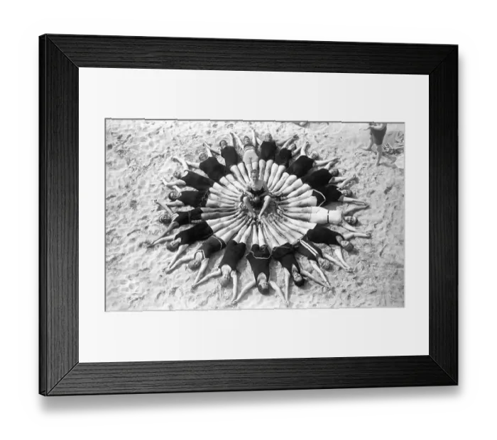 Framed Print : Group with bathers on the beach