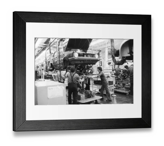 Framed Print : Production of the Golf at the VW plant on 10