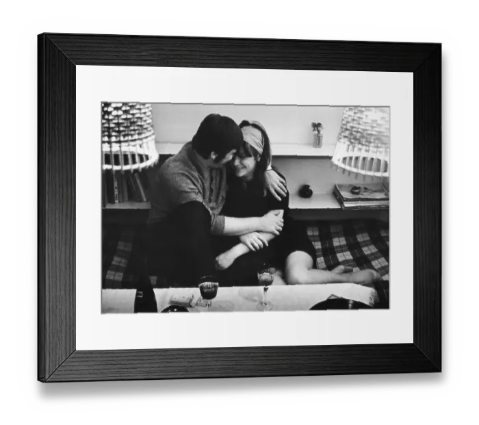Framed Print : Young couple, Leipzig, GDR, historical photo, 1975