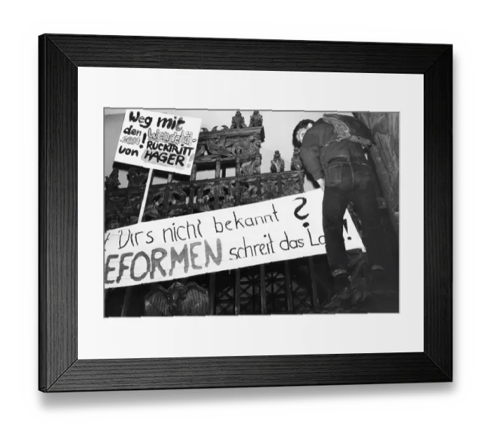Framed Print : Monday demonstration in Leipzig