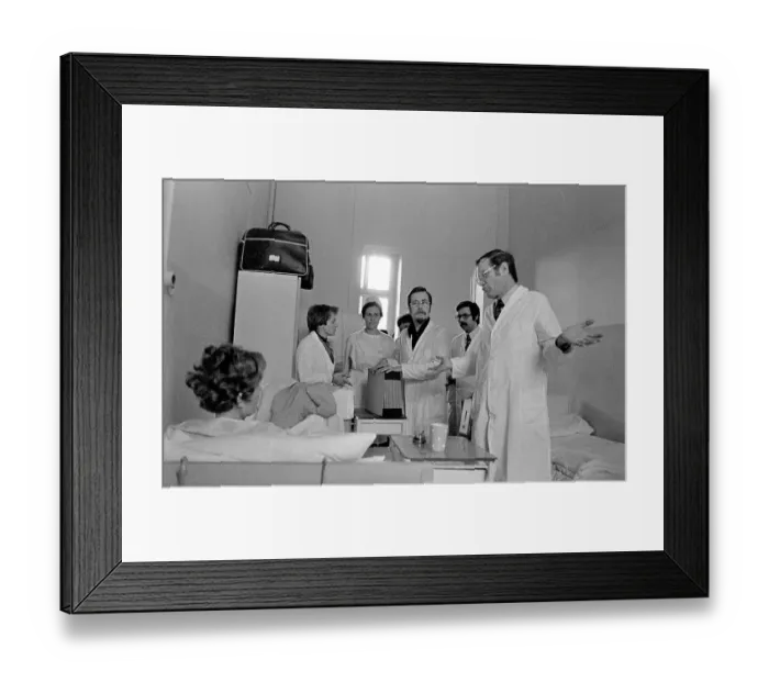 Framed Print : Medical round at Leipzig University Hospital Framed Print : Medical round at Leipzig University Hospital