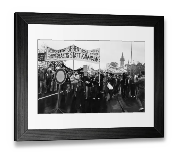 Framed Print : Monday protest in October 1989 in Schwerin Framed Print : Monday protest in October 1989 in Schwerin