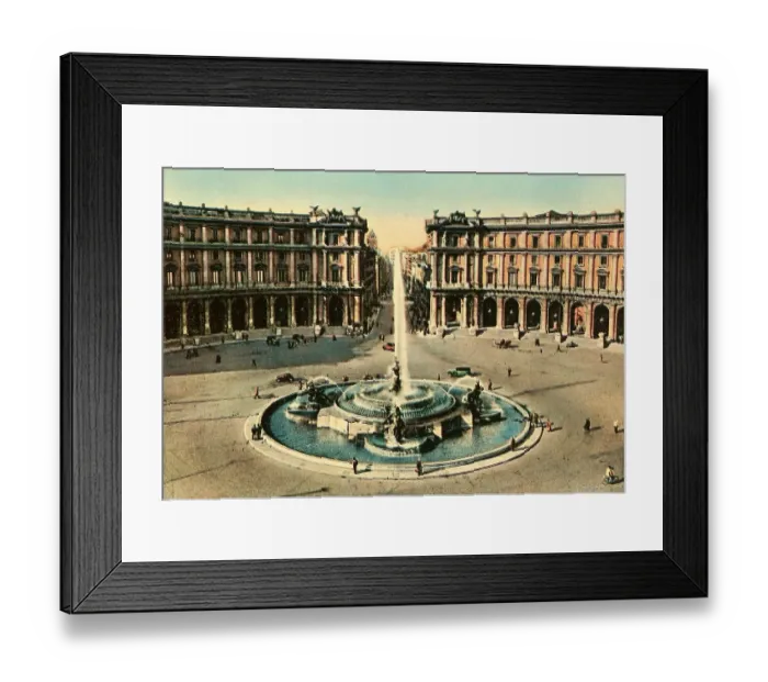 Framed Print : Historical photo around 1930, Fountain of the Naiads