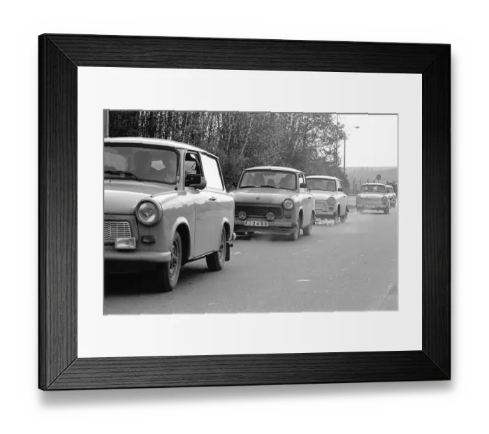 Framed Print : Open inner-German border between Lower Saxony and the district of Erfurt